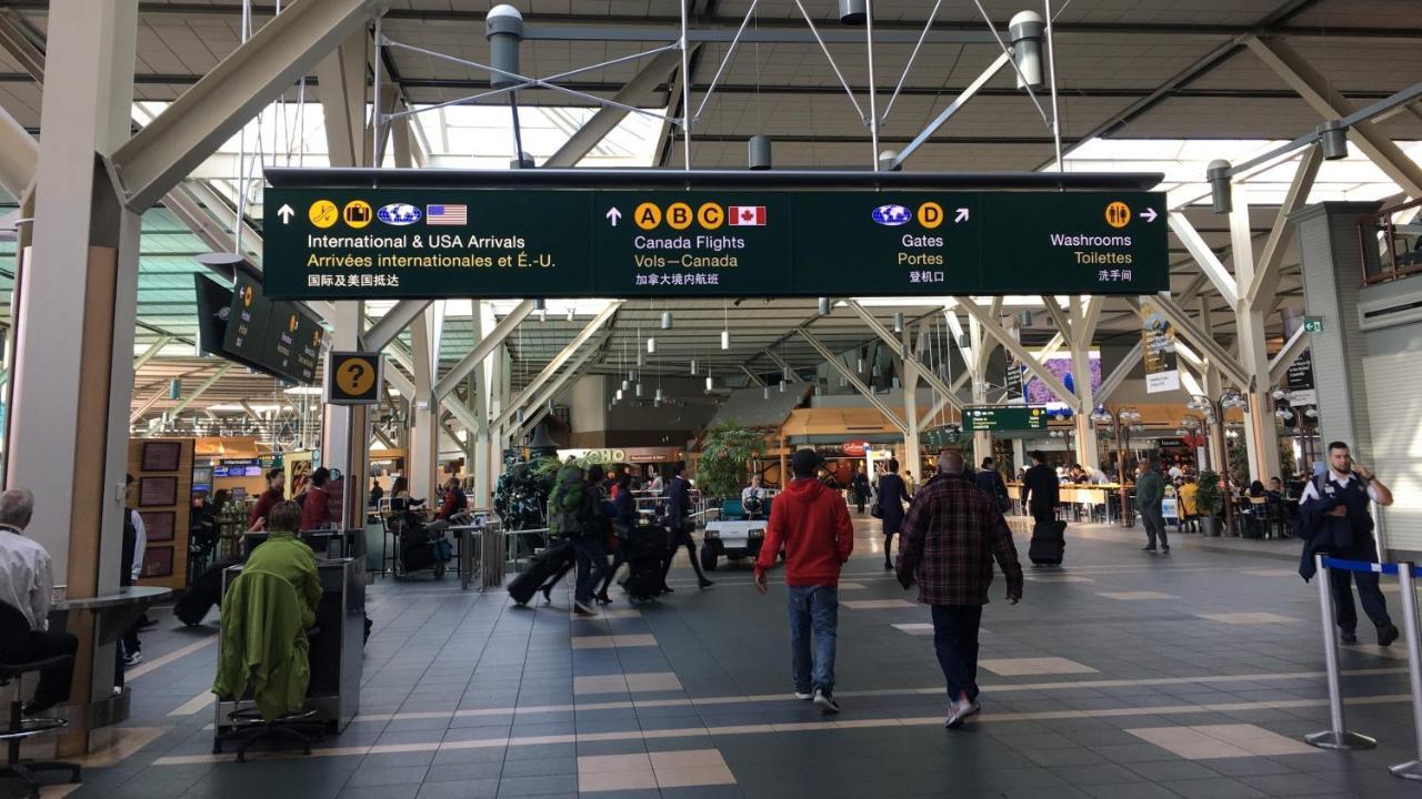 Richmond Vancouver Airport Comfy Home Ngoại thất bức ảnh